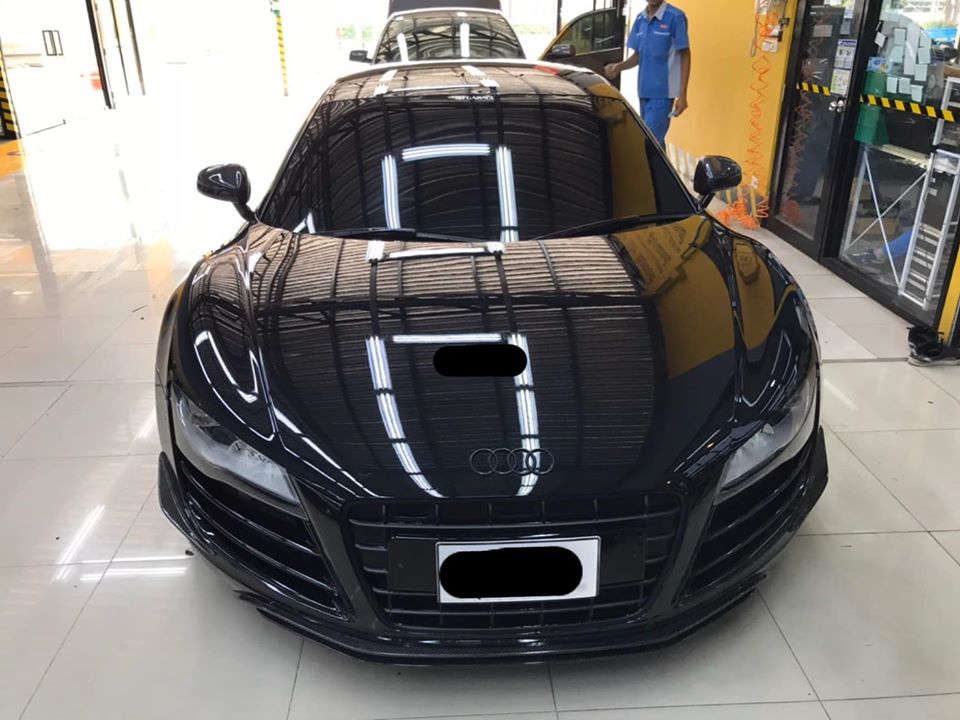 ซ่อมแอร์รถยนต์ AudiR8