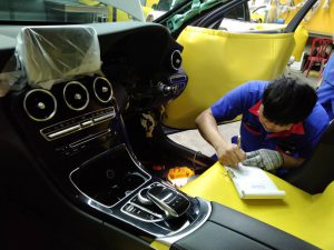 ซ่อมแอร์รถBenz C Class 300e W205