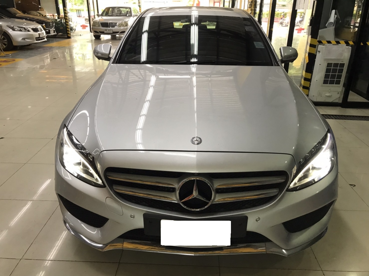 ซ่อมแอร์รถBenz C Class W205