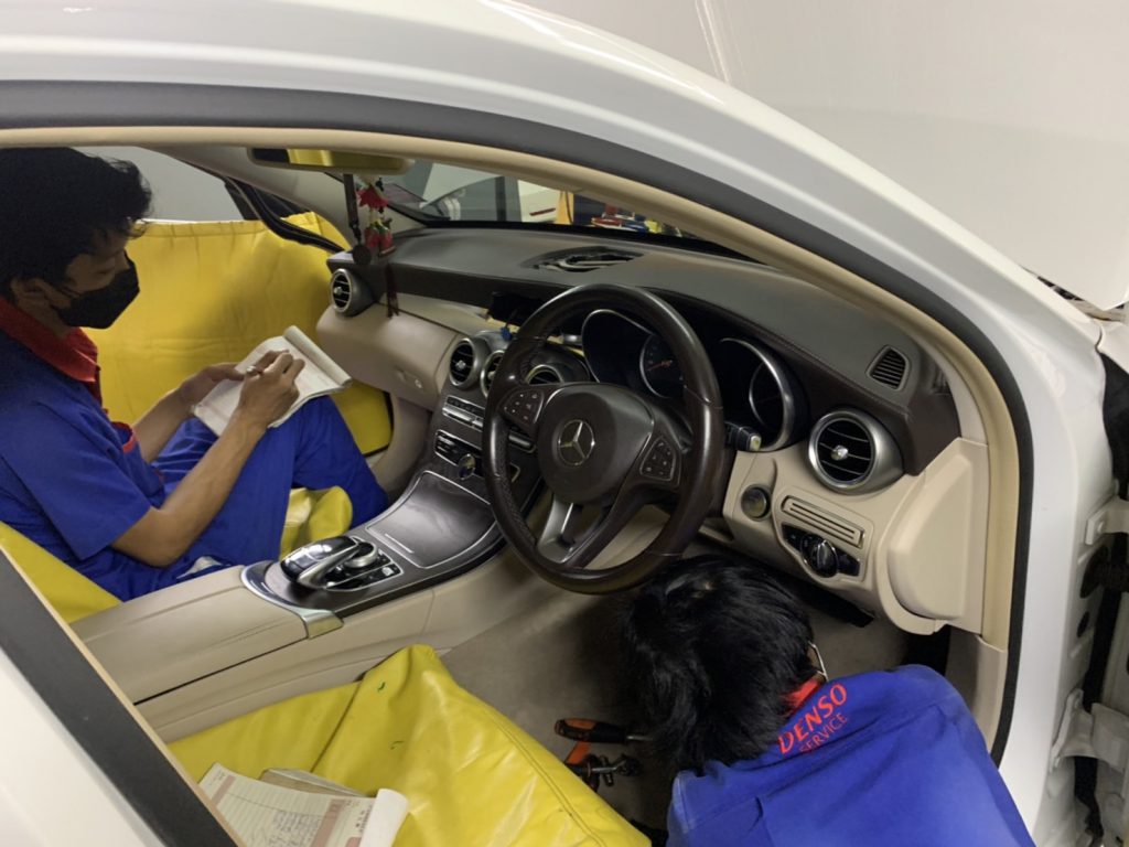 ซ่อมแอร์รถ Ben W205 c300(H)