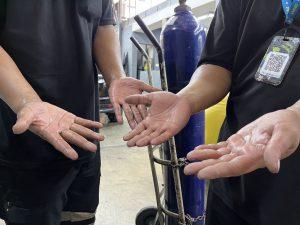 ซ่อมแอร์รถ Porsche Cayenne